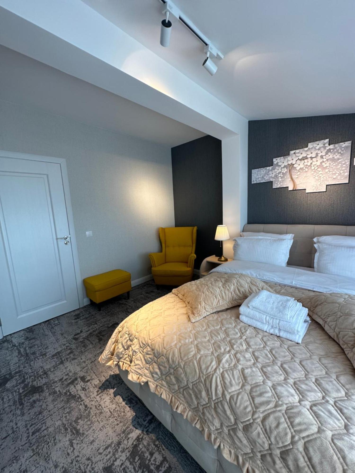 Complex Rediu 54 Luxury Apartaments Iasi Exterior photo